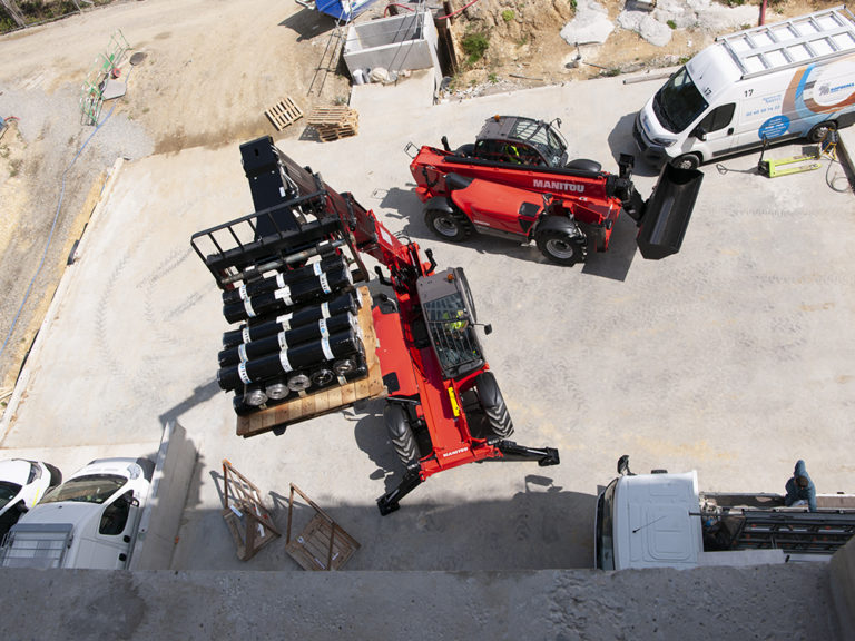 Découvrez le chariot télescopique construction MANITOU MT