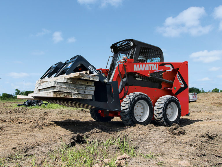 chargeur_compact_1650R_manitou_beton