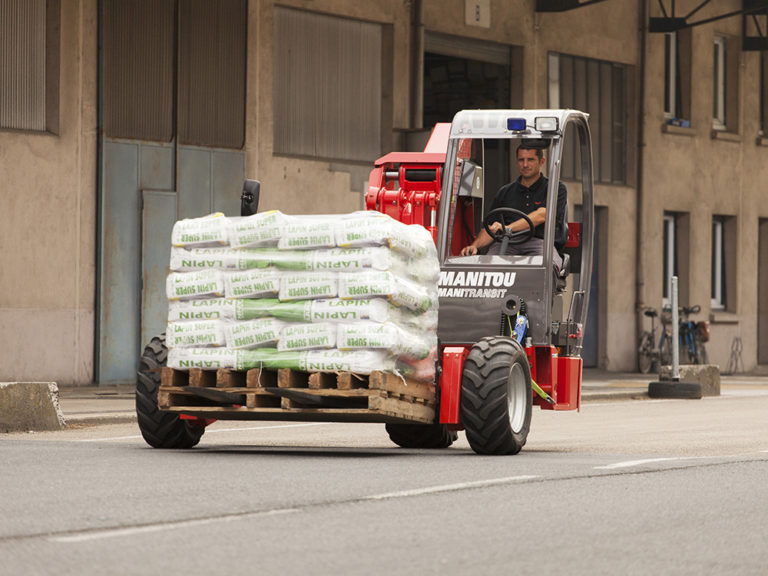 Découvrez les chariots embarqués MANITOU TMM / TMT