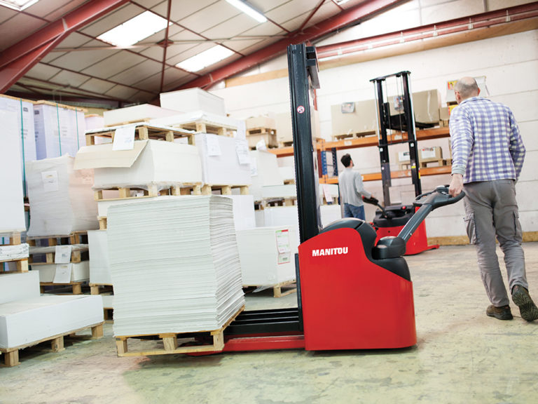 Découvrez les gerbeurs électriques MANITOU ES