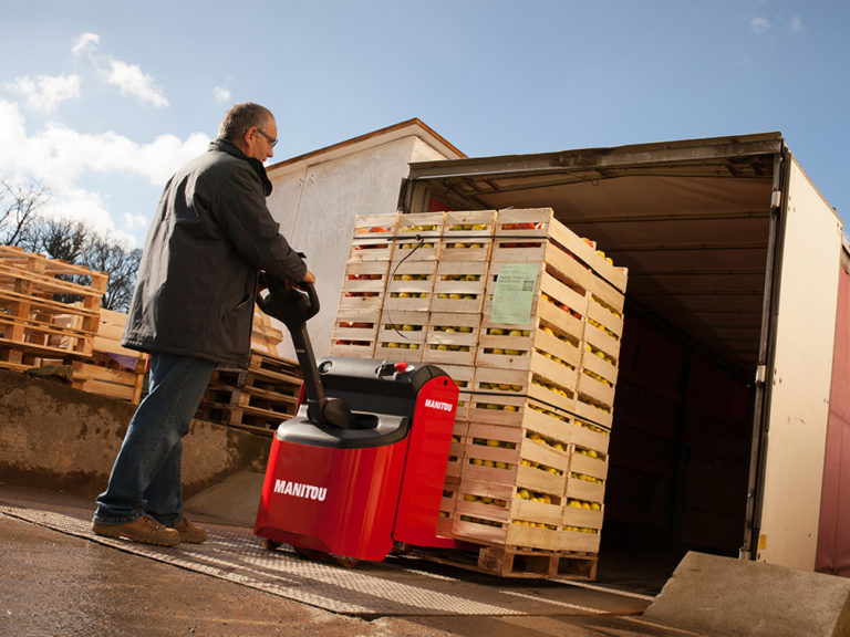 Découvrez les transpalettes électriques MANITOU EP