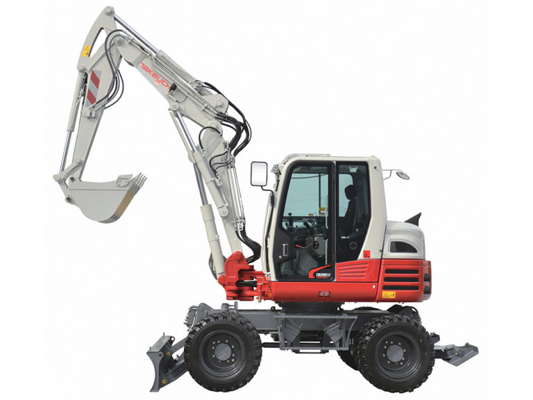 TAKEUCHI PELLE COMPACTE SUR PNEUS