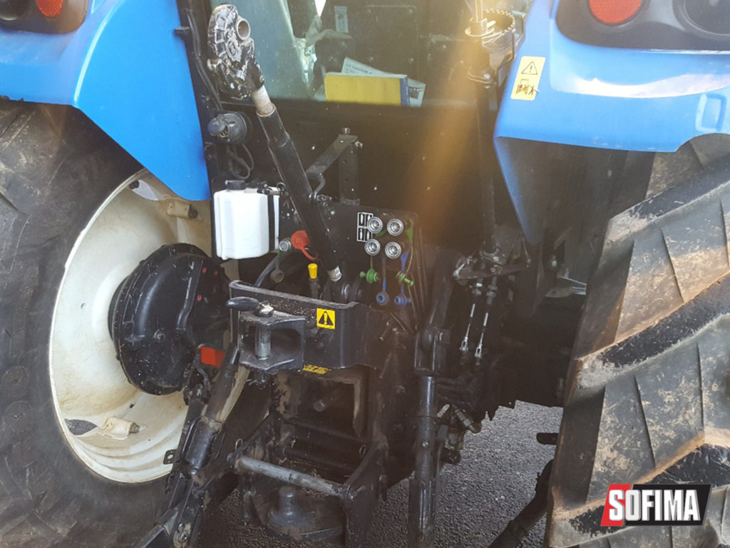 NEW HOLLAND 5105