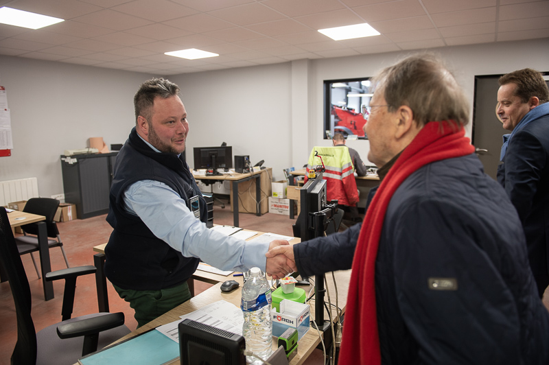 Moments de partage entre Marcel Braud, MANITOU, et l'équipe SOFIMA