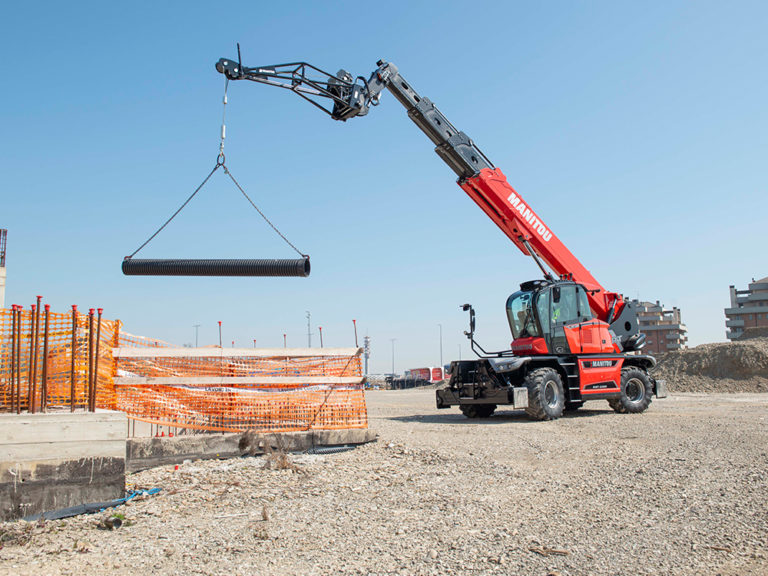 Chariot_telescopique_rotatif_manitou_MRT_vision_treuil_stabilisateurs