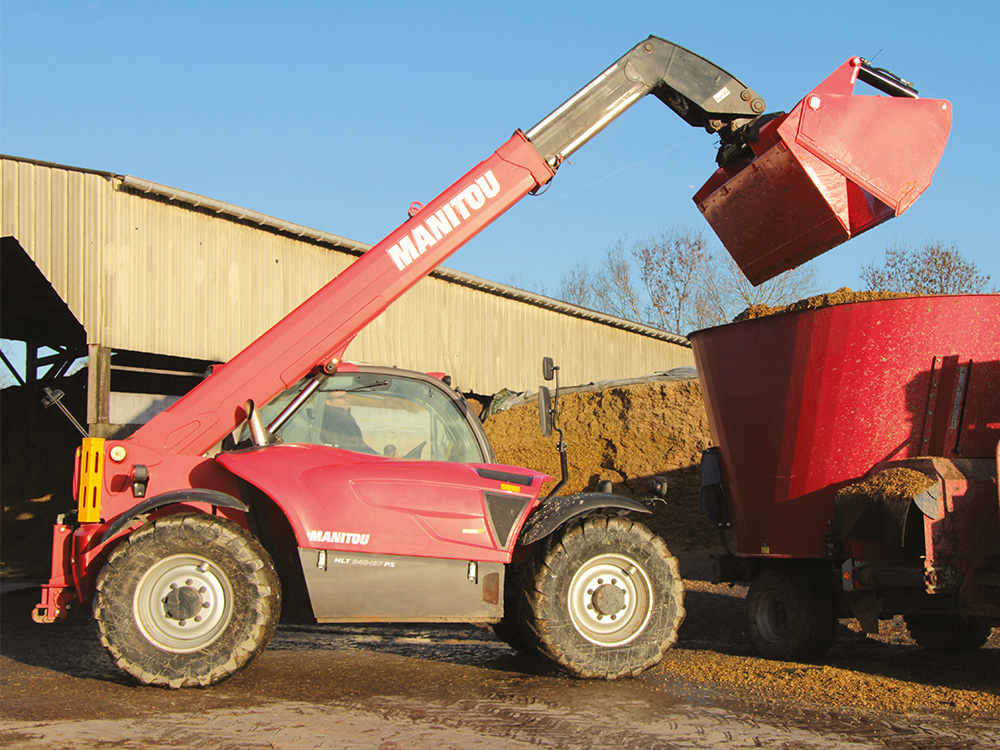 Godet desileur trancheur MANITOU mélangeuse aliments