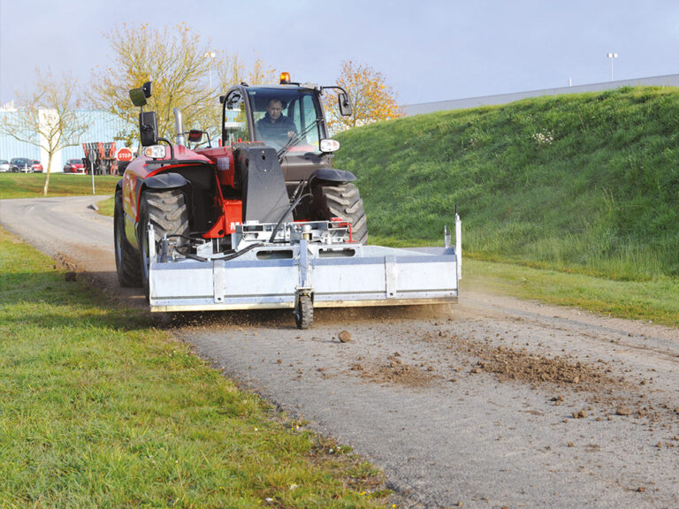 Balayeuse MANITOU compatible télescopique